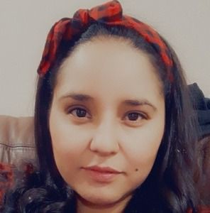 Meet your Posher, Gabriela